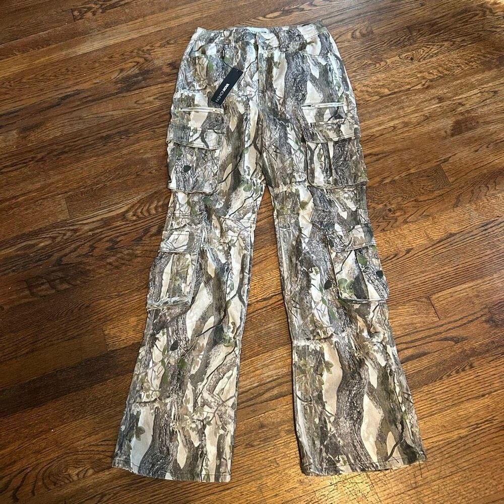 New Fashion Nova Sneak Attack Non Stretch Camo Cargo Jean